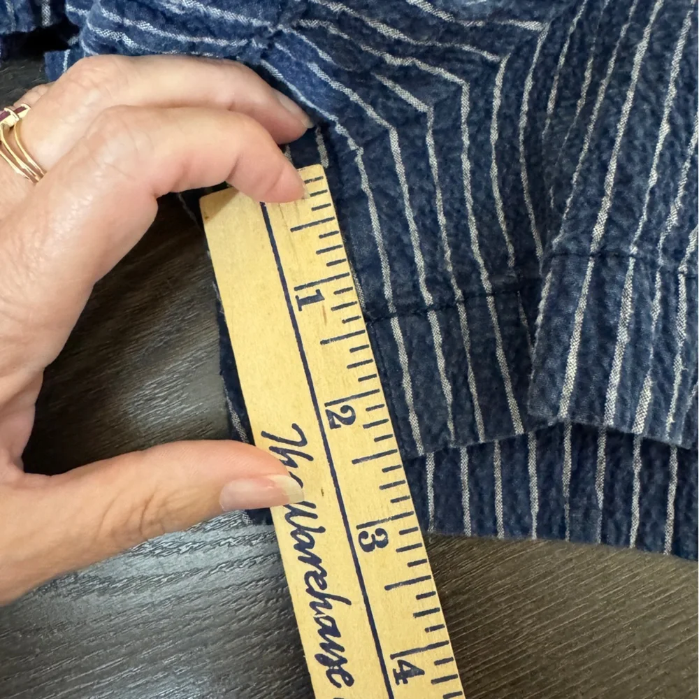 L’Agence Jameson‎ Striped High Rise Shorts 32 Navy Natural Stripe Linen Blend - Picture 9 of 9